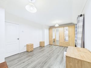 Photo 16- click for photo gallery